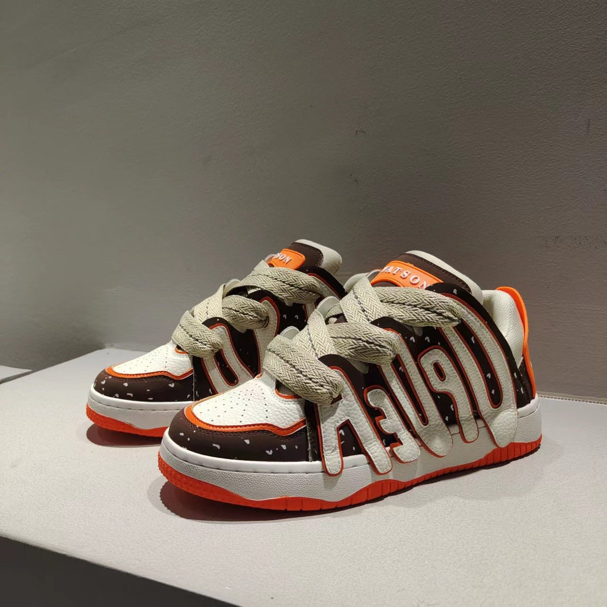 Men's And Women's Casual Sports Thick Bottom Alphabet Retro Sneakers - RALO COLLECTION STUDIO