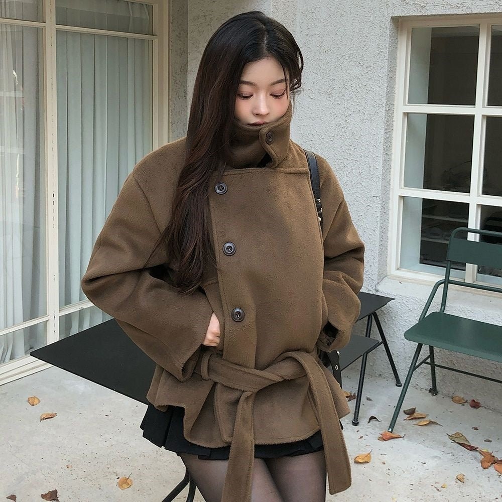 Retro-Chic Belted Wool Coat With Stand Collar Ralo Collection - RALO COLLECTION STUDIO