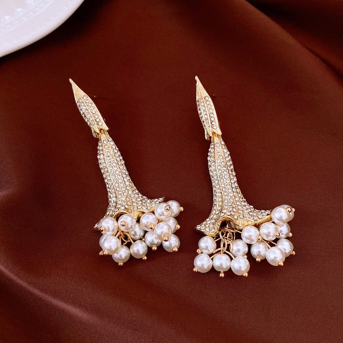 Retro Silver Needle Oval Rhinestone Tassel Earrings Light Luxury Premium Feel Minimalist Niche Versatile Women Ear Jewelry - RALO COLLECTION STUDIO