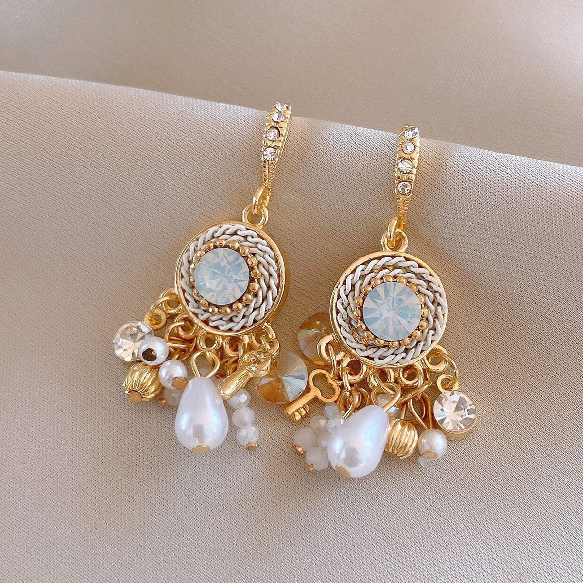 Retro Silver Needle Oval Rhinestone Tassel Earrings Light Luxury Premium Feel Minimalist Niche Versatile Women Ear Jewelry - RALO COLLECTION STUDIO