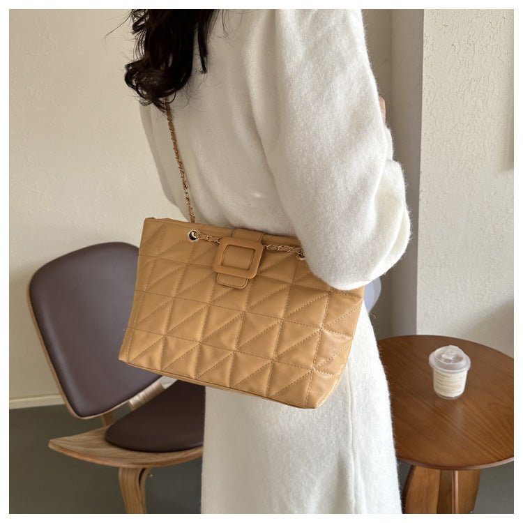 Ralo Diamond Luxe Quilted Chain Shoulder Bag - RALO COLLECTION STUDIO
