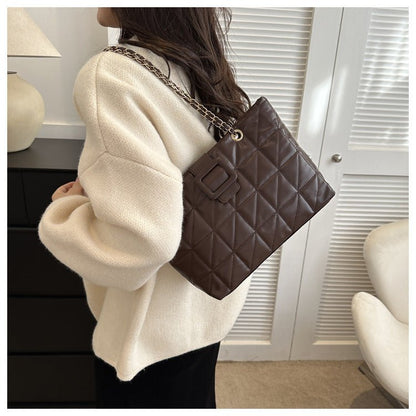 Ralo Diamond Luxe Quilted Chain Shoulder Bag - RALO COLLECTION STUDIO