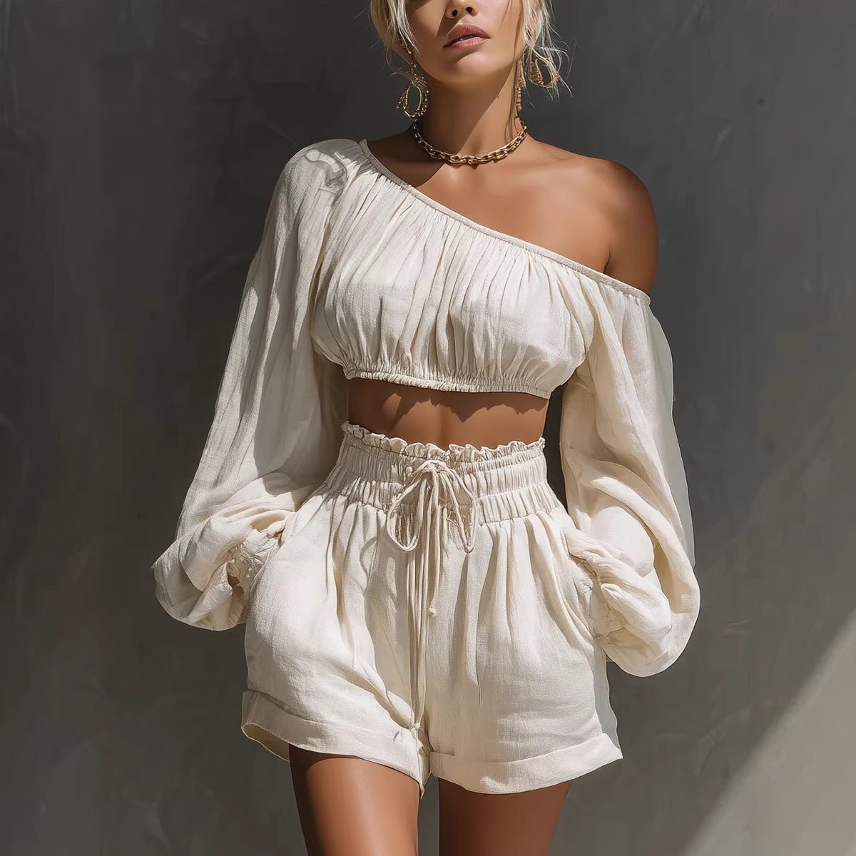 RALLO Women’s Long-Sleeve Cropped Top & High-Waisted Shorts Set - RALO COLLECTION STUDIO