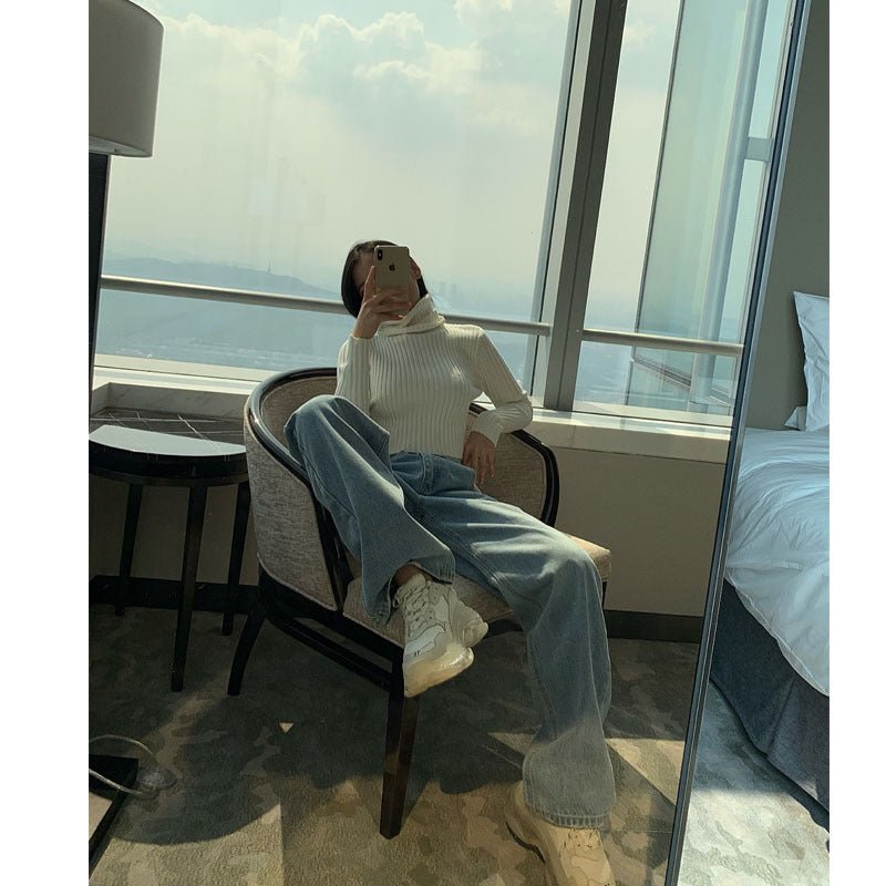 Women's New Ripped Loose High Waist Jeans - RALO COLLECTION STUDIO
